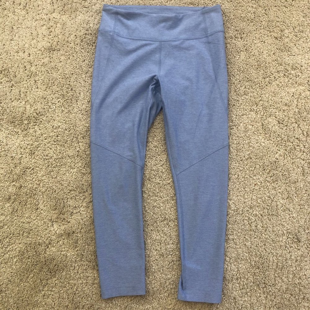 Outdoor Voices 3/4 Warmup Leggings in Lilac